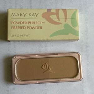 Vintage Mary Kay Powder Perfect Pressed Powder Medium 3574
